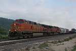 BNSF 5393 leads a westbound manifest